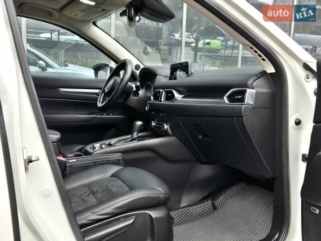 Білий Мазда СХ-5, об'ємом двигуна 2.5 л та пробігом 105 тис. км за 20900 $, фото 9 на Automoto.ua