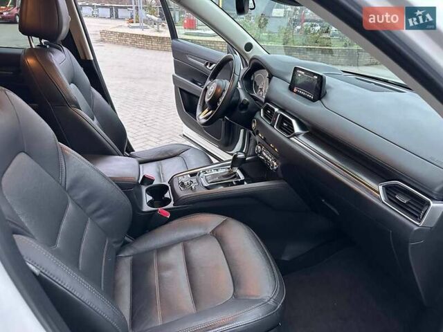Білий Мазда СХ-5, об'ємом двигуна 2.49 л та пробігом 186 тис. км за 17999 $, фото 36 на Automoto.ua