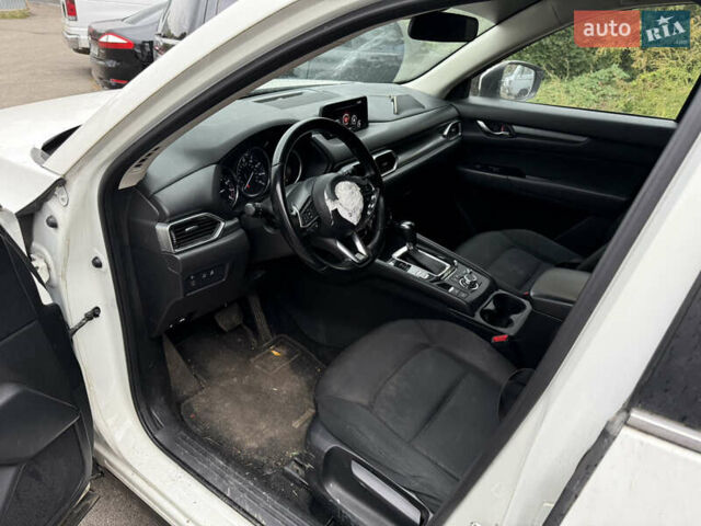Білий Мазда СХ-5, об'ємом двигуна 2.5 л та пробігом 160 тис. км за 13400 $, фото 11 на Automoto.ua
