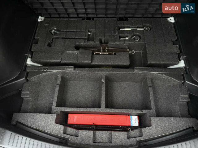 Белый Мазда СХ-5, объемом двигателя 2.2 л и пробегом 200 тыс. км за 17700 $, фото 96 на Automoto.ua