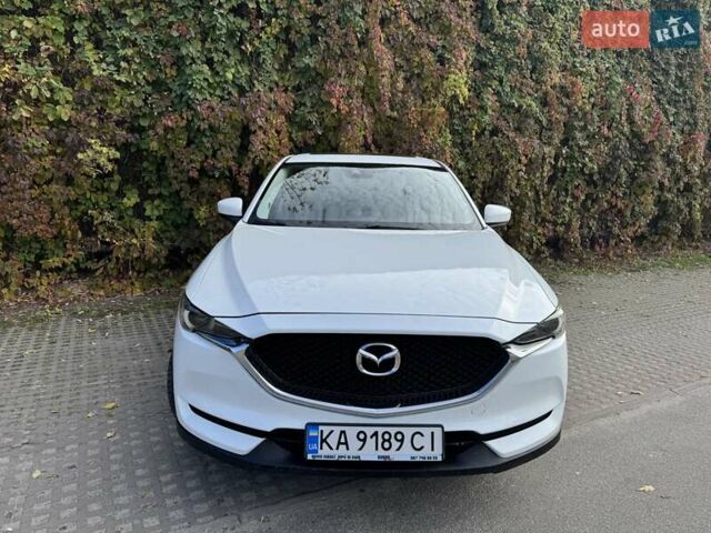 Мазда СХ-5 2017 в Киеве на Automoto.ua Белый Мазда СХ-5, объемом двигателя 2.49 л и пробегом 106 тыс. км за 22300 $, фото 3 на Automoto.ua
