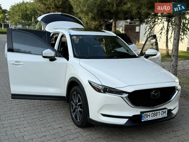 Белый Мазда СХ-5, объемом двигателя 2.5 л и пробегом 95 тыс. км за 20500 $, фото 45 на Automoto.ua
