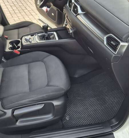 Мазда СХ-5 2017 у Львові на Automoto.ua Білий Мазда СХ-5, об'ємом двигуна 2.19 л та пробігом 261 тис. км за 18700 $, фото 5 на Automoto.ua