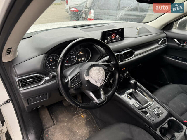 Білий Мазда СХ-5, об'ємом двигуна 2.5 л та пробігом 160 тис. км за 13400 $, фото 13 на Automoto.ua