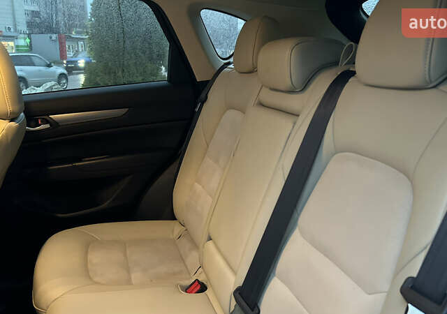 Белый Мазда СХ-5, объемом двигателя 2.5 л и пробегом 121 тыс. км за 15900 $, фото 22 на Automoto.ua