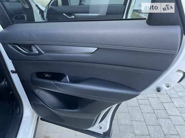 Белый Мазда СХ-5, объемом двигателя 2.2 л и пробегом 170 тыс. км за 18500 $, фото 42 на Automoto.ua