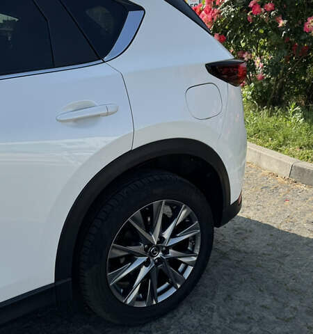 Белый Мазда СХ-5, объемом двигателя 2.49 л и пробегом 155 тыс. км за 19500 $, фото 5 на Automoto.ua