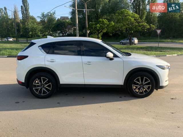 Мазда СХ-5 2017 у Харкові на Automoto.ua Білий Мазда СХ-5, об'ємом двигуна 2.19 л та пробігом 92 тис. км за 23000 $, фото 4 на Automoto.ua