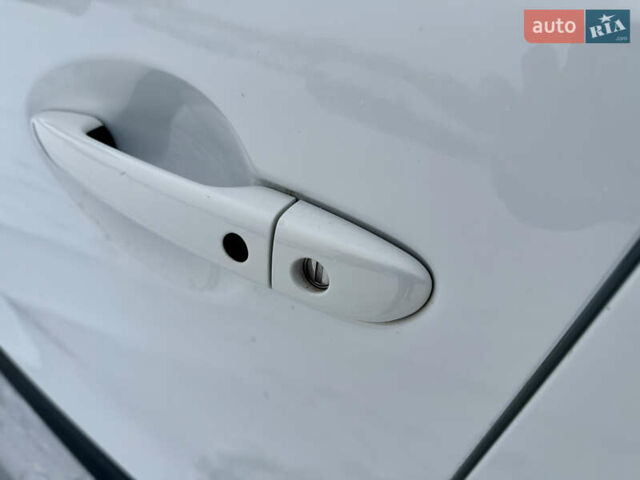 Белый Мазда СХ-5, объемом двигателя 2.2 л и пробегом 177 тыс. км за 17750 $, фото 36 на Automoto.ua