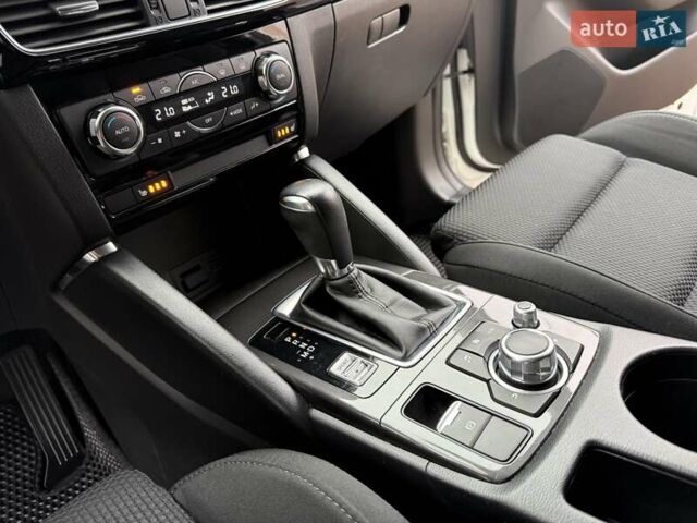 Белый Мазда СХ-5, объемом двигателя 2 л и пробегом 95 тыс. км за 17950 $, фото 62 на Automoto.ua