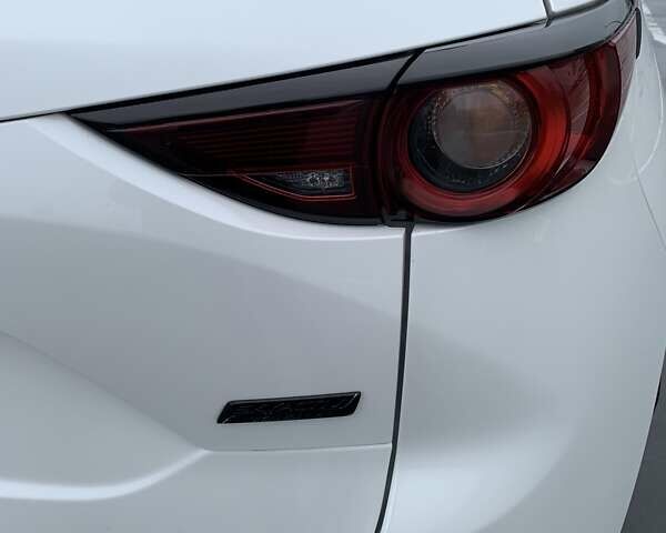 Белый Мазда СХ-5, объемом двигателя 2.5 л и пробегом 115 тыс. км за 17800 $, фото 48 на Automoto.ua