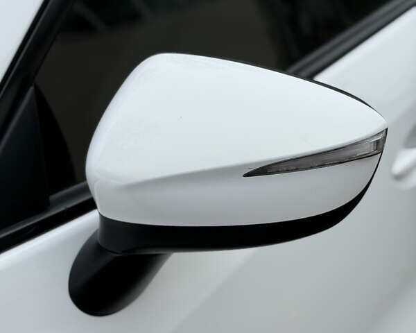 Белый Мазда СХ-5, объемом двигателя 2.2 л и пробегом 200 тыс. км за 17700 $, фото 17 на Automoto.ua