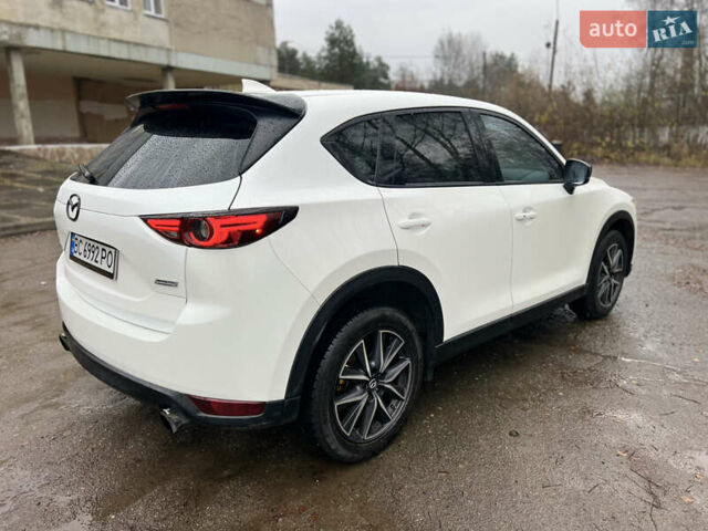 Белый Мазда СХ-5, объемом двигателя 2.49 л и пробегом 91 тыс. км за 19999 $, фото 4 на Automoto.ua