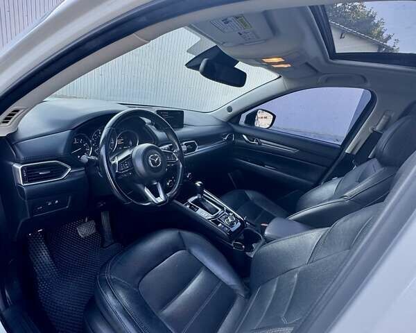 Белый Мазда СХ-5, объемом двигателя 2.5 л и пробегом 99 тыс. км за 21500 $, фото 8 на Automoto.ua