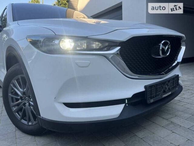 Білий Мазда СХ-5, об'ємом двигуна 2.2 л та пробігом 260 тис. км за 18500 $, фото 16 на Automoto.ua