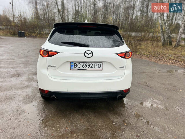Белый Мазда СХ-5, объемом двигателя 2.49 л и пробегом 91 тыс. км за 19999 $, фото 7 на Automoto.ua