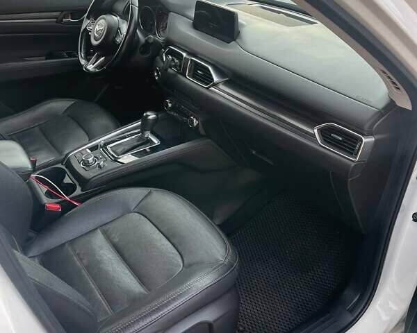 Білий Мазда СХ-5, об'ємом двигуна 2.2 л та пробігом 186 тис. км за 21900 $, фото 12 на Automoto.ua