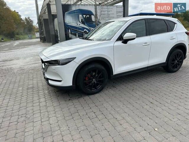 Мазда СХ-5 2017 в Львове на Automoto.ua Белый Мазда СХ-5, объемом двигателя 2.19 л и пробегом 206 тыс. км за 18999 $, фото 4 на Automoto.ua