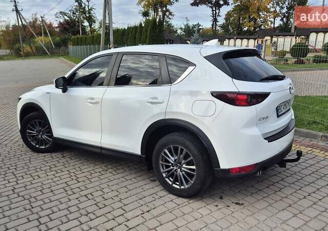 Мазда СХ-5 2017 у Львові на Automoto.ua Білий Мазда СХ-5, об'ємом двигуна 2.19 л та пробігом 261 тис. км за 18700 $, фото 1 на Automoto.ua