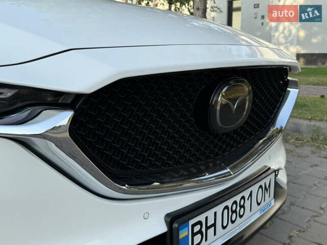 Белый Мазда СХ-5, объемом двигателя 2.5 л и пробегом 95 тыс. км за 20500 $, фото 25 на Automoto.ua