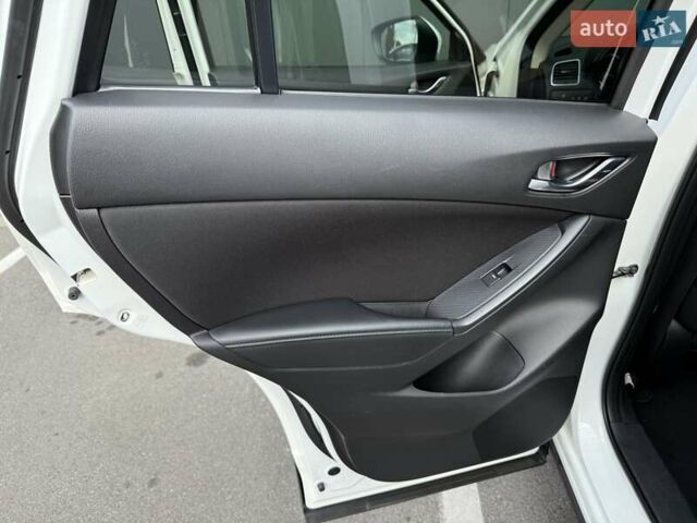 Белый Мазда СХ-5, объемом двигателя 2.19 л и пробегом 118 тыс. км за 17900 $, фото 15 на Automoto.ua