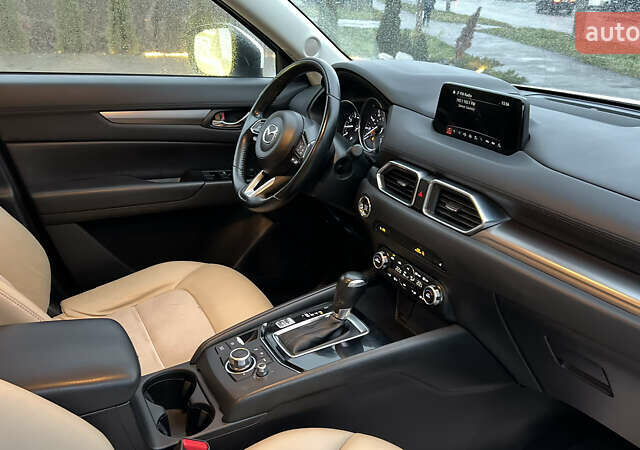 Белый Мазда СХ-5, объемом двигателя 2.5 л и пробегом 121 тыс. км за 15900 $, фото 28 на Automoto.ua