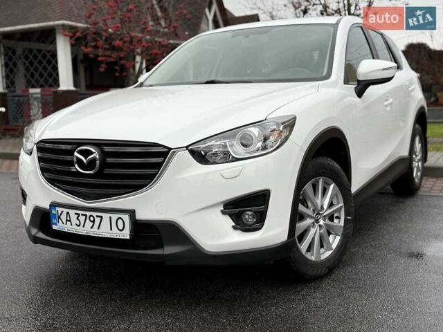 Белый Мазда СХ-5, объемом двигателя 2 л и пробегом 95 тыс. км за 17950 $, фото 1 на Automoto.ua