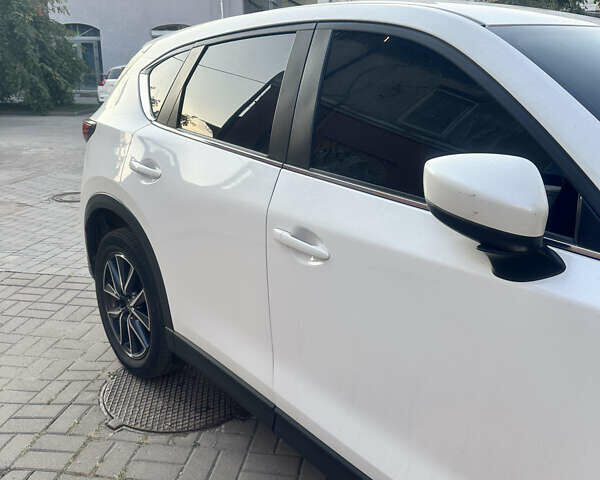 Білий Мазда СХ-5, об'ємом двигуна 2.19 л та пробігом 252 тис. км за 17200 $, фото 8 на Automoto.ua
