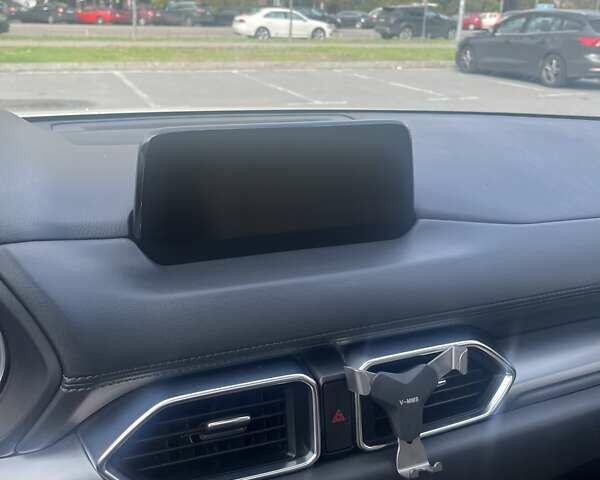 Белый Мазда СХ-5, объемом двигателя 2.5 л и пробегом 198 тыс. км за 19000 $, фото 5 на Automoto.ua