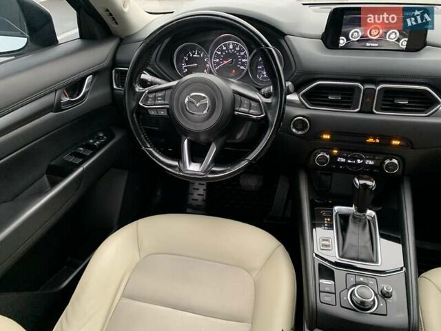 Белый Мазда СХ-5, объемом двигателя 2.5 л и пробегом 115 тыс. км за 17800 $, фото 78 на Automoto.ua