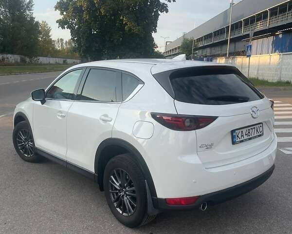 Білий Мазда СХ-5, об'ємом двигуна 2.2 л та пробігом 186 тис. км за 21900 $, фото 5 на Automoto.ua