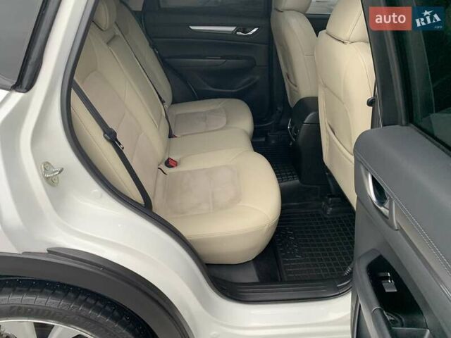 Белый Мазда СХ-5, объемом двигателя 2.5 л и пробегом 115 тыс. км за 17800 $, фото 112 на Automoto.ua