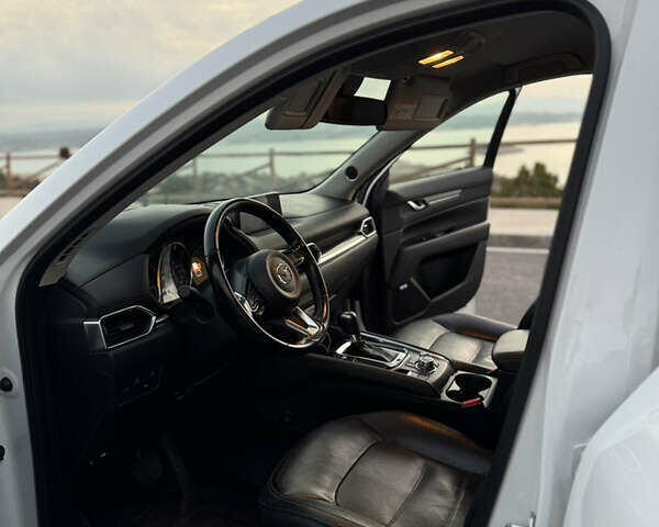 Белый Мазда СХ-5, объемом двигателя 2.2 л и пробегом 185 тыс. км за 20500 $, фото 13 на Automoto.ua