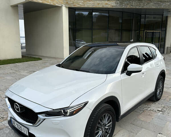 Білий Мазда СХ-5, об'ємом двигуна 2.49 л та пробігом 130 тис. км за 17000 $, фото 7 на Automoto.ua