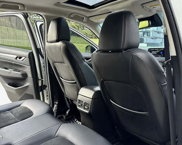 Білий Мазда СХ-5, об'ємом двигуна 2.49 л та пробігом 130 тис. км за 17000 $, фото 11 на Automoto.ua