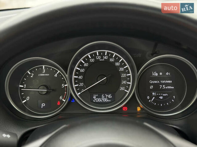 Белый Мазда СХ-5, объемом двигателя 2.2 л и пробегом 200 тыс. км за 17700 $, фото 134 на Automoto.ua