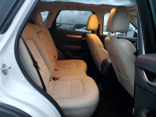 Белый Мазда СХ-5, объемом двигателя 2.5 л и пробегом 127 тыс. км за 15500 $, фото 10 на Automoto.ua