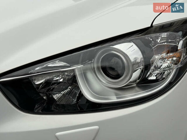 Белый Мазда СХ-5, объемом двигателя 2 л и пробегом 95 тыс. км за 17600 $, фото 14 на Automoto.ua