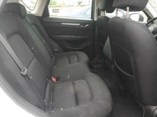 Белый Мазда СХ-5, объемом двигателя 2.5 л и пробегом 98 тыс. км за 12500 $, фото 8 на Automoto.ua