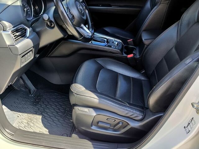 Мазда СХ-5 2018 у Кременчуге на Automoto.ua Білий Мазда СХ-5, об'ємом двигуна 2.2 л та пробігом 97 тис. км за 24900 $, фото 7 на Automoto.ua