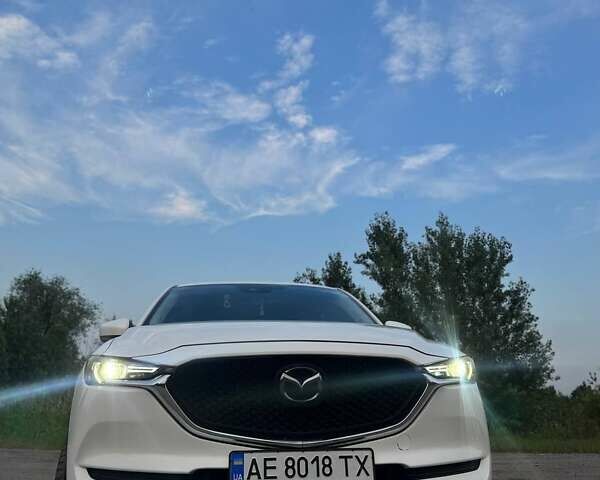 Белый Мазда СХ-5, объемом двигателя 2.49 л и пробегом 96 тыс. км за 19900 $, фото 2 на Automoto.ua