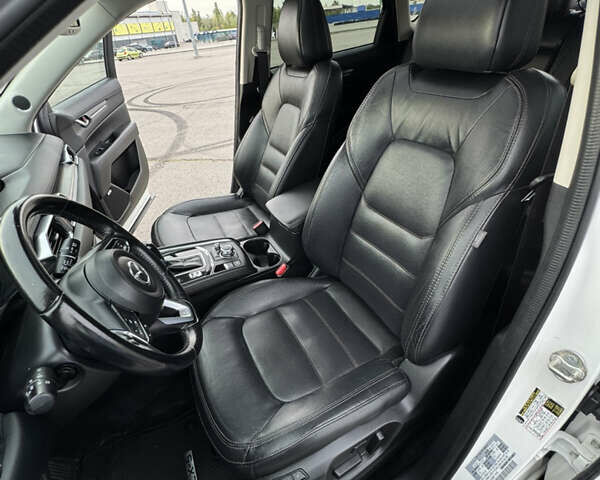 Белый Мазда СХ-5, объемом двигателя 2.49 л и пробегом 90 тыс. км за 20900 $, фото 17 на Automoto.ua