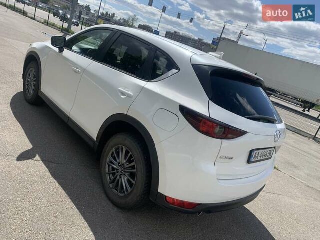 Белый Мазда СХ-5, объемом двигателя 2.49 л и пробегом 139 тыс. км за 16500 $, фото 7 на Automoto.ua