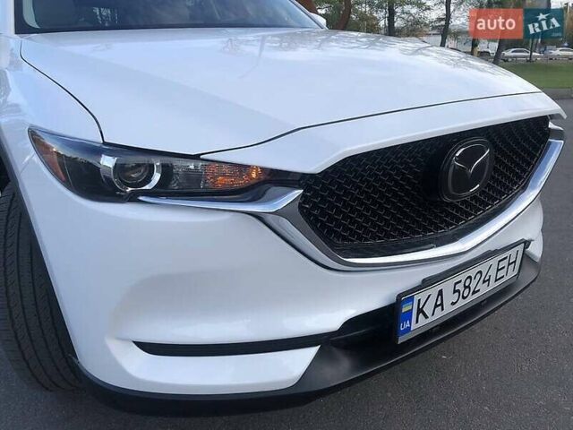 Белый Мазда СХ-5, объемом двигателя 2.49 л и пробегом 98 тыс. км за 22000 $, фото 2 на Automoto.ua