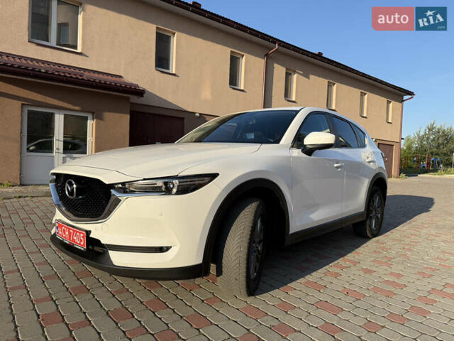 Белый Мазда СХ-5, объемом двигателя 2.2 л и пробегом 182 тыс. км за 18900 $, фото 4 на Automoto.ua