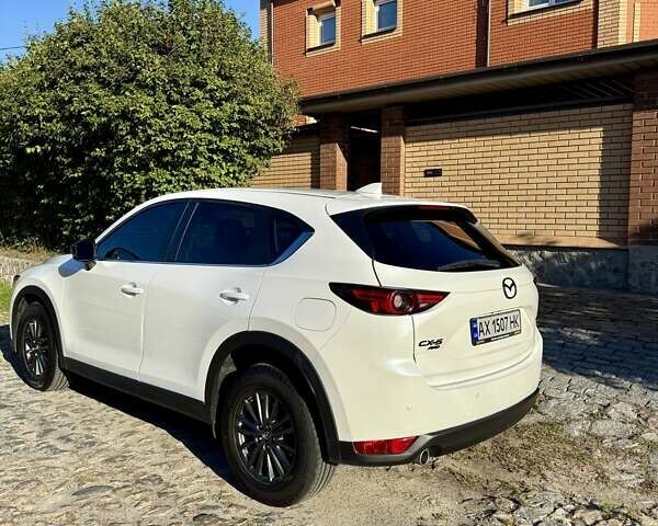 Белый Мазда СХ-5, объемом двигателя 2.5 л и пробегом 107 тыс. км за 20500 $, фото 6 на Automoto.ua