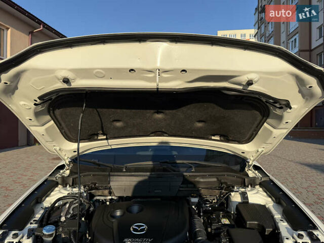 Белый Мазда СХ-5, объемом двигателя 2.2 л и пробегом 186 тыс. км за 18500 $, фото 110 на Automoto.ua