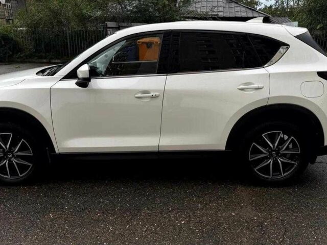 Мазда СХ-5 2018 в Одессе на Automoto.ua Белый Мазда СХ-5, объемом двигателя 2.5 л и пробегом 53 тыс. км за 13000 $, фото 4 на Automoto.ua