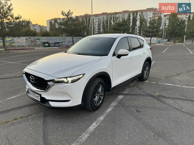 Белый Мазда СХ-5, объемом двигателя 2 л и пробегом 80 тыс. км за 21300 $, фото 4 на Automoto.ua