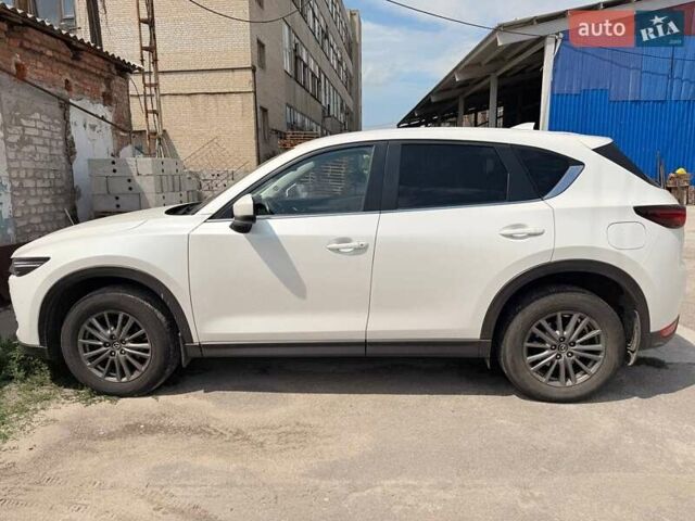 Белый Мазда СХ-5, объемом двигателя 2 л и пробегом 102 тыс. км за 22000 $, фото 3 на Automoto.ua